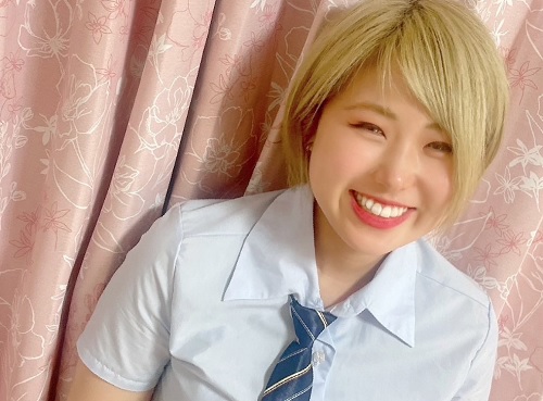 DXLIVEでKANAnya(KANA)ちゃんのオナニー生配信を見た感想