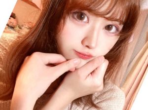 DXLIVEでQzzRENAzzQ(れな)ちゃんのオナニー生配信を見た感想